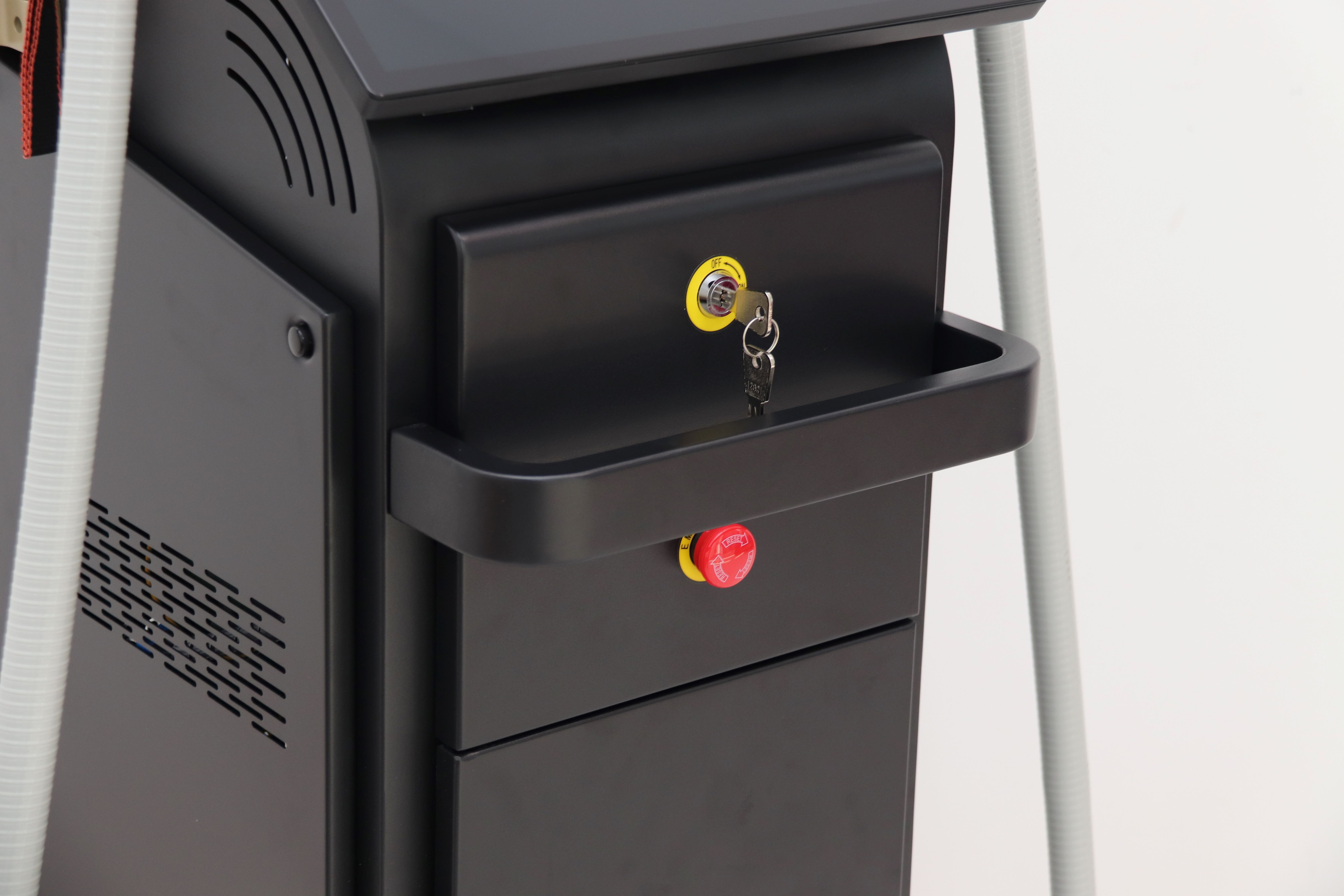 Macchina professionale per la depilazione laser a doppio manipolo